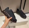 2021top nuovi uomini scarpe moda donna scarpe da uomo in pelle con lacci piattaforma suola oversize sneakers bianco nero scarpe casual gp190802