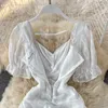 Styl francuski biały damska sukienka lato elegancka z krótkim rękawem na szyi Ruched Bodycon Mini Motyl Klub 210603
