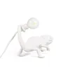 Lâmpadas de mesa Nordic Designer Lizard Lâmpada de cabeceira Moderna Bonito LED Resina Animal Camaleão Cama Sala de estar Home Deco Light FixtureTabl224M