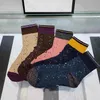 2021 Designers Mens Dames Sokken Vijf Merken Luxe Sport Winter Mesh Letter Gedrukt Sok Katoen Man Femal Socks met Doos voor Gift DFHSX