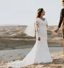 Lace Mermaid Modest Bröllopsklänningar med långa ärmar V Neck Knappar Tillbaka Vintage Country Modest Bridal Gown med full ärm