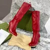 Big Size 43 Dames Designer Boots Zipper Slip-on Lady Lederen Geplooide Hoge Hak Zwart Rood Blauw Woestijn Flamingos Love Arrow Brief Canvas Over-The-Knee Medaille Grof Schoenen