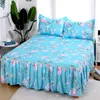 Quinta Estilo 3 Pçs / Conjunto de Cama Caseiro Fashion Bedspread 1 Cama Folha + 2 Fronha Cama de Flores Saia Nova Casa F0021 210420