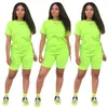カスタムあなたのTシャツとショートパンツ2ピースセット夏の女性半袖Oネックカジュアル2ピースジョガーズバイカーショートパンツOutfit X0428