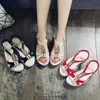 Été nouveau style national romain sandales à bout ouvert femmes style mince sangle combinaison sandales plates bande élastique Sapato 2021 Y0721