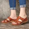 VIP kvinnor platt sandaler spänne 2020 sommar damer glider bekvämt hem strand glida på kilor skor plus kvinnliga tofflor K78