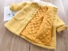 Chaqueta acolchada gruesa de terciopelo de visón para niñas, nueva moda de invierno 2021, abrigo de lana de estilo coreano de longitud media para niños H0909