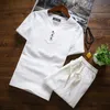 Sommer Trainingsanzüge Männer 039s Leinen Anzüge Set T-shirt Shorts Chinesischen Vintage Stil Russische Männer Casual Bequeme Hause Kleidung1390821