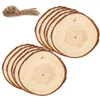 Принадлежности для вечеринок Рождественские украшения из дерева DIY Маленькие деревянные диски Круги для рисования Круглые ломтики сосны с отверстиями и джутами SN24752762012