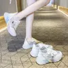 Rainbow Bottom Daddy Buty Kobieta 2021 Letni produkt Koreański Student Siatki Oddychające Grube Zwiększone Casual Sports But