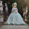 Leuke Tulle Baljurk Bloem Meisje Jurken Kant Applique Hoge Hals Steentjes Kids Pageant Jurk Vloer Lengte Meisje Verjaardagsfeestje