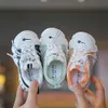 Scarpe alla moda 2022 Bambini Autunno Bambini Stile sportivo Sneakers Ragazzi Scarpe da ginnastica casual da corsa traspiranti Nuovo