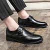 Moda Buty Męskie Slip On Loafers Leather Tassel Wedding Party Shoes Oddychający Office Męskie Outdoor Dress Men Shoes