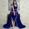 Mermaid Marockan Kaftan Prom Klänningar med Tassel Royal Blue Peplum Algerian Outfits Karako Velour Appliques Islamic Aftonklänning