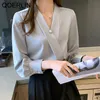 Офисные дамы Workwear S-2XL Стиль Пятно Шифоновые Рубашки Женщины Плюс Размер Жемчужной Корейской V-образным вырезом Шикарная Сплошная блузка 210601