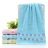 Asciugamano in cotone con griglia Asciugamani a forma di amore 33 * 72 cm Panno per il viso solido di lusso spesso per adulti ZYY900