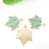 20st Classics Multicolor Emamel Maple Leaf Alloy Oil Drip Charms Hängen för smycken Making Halsband örhängen Keychain DIY CRAF216I