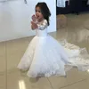 Flickans klänningar Fashion White Flower Girl Lace Applique Långärm för bröllop O-Neck Holy Communion Pageant Gown