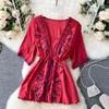 Summer Women's Shirt Ethnic Style Square Neck Lace Embroidered Top Retro Waist Slimming Holiday Female T-shirt GX060 210507