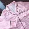 Jrmissli Pajama 7 sztuk Różowy Piżamy Zestawy Satin Silk Seksowna Bielizna Strona główna Nosić Sleepwear Set Pijama Kobieta 211215