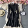 Ezgaga Vintage Elegancka sukienka Kobiety Hak Kwiat Hollow Out Długi Rękaw Koronki Patchwork Wakacje Damska Dress Robe Vestidos 210430
