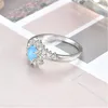 Bröllopsringar Silver Ring Classic Fashion Asymmetric Mosaic Blue Opal Hand smycken Temperament Women