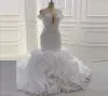 Luksusowe Suknie Ślubne Syrenki Ruffles Train Dolne Major Cekiny Plus Size Sukienka Bridal Off Wenedder Vestido de Noiva African Robe de Mariee