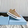 Designer Vrouwen Nylon Casual Schoenen Gabardine Klassieke Canvas Sneakers Merk Wiel Dame Stylist Trainers Mode Platform Effen Verhoog