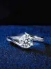 2021 Classic 1ct 05ct Mulheres 925 Sterling Silver Silver Moissanite Anel Diamante Jóias para WomenAngel Beijo Estilo