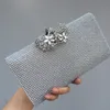 Vrouwen Bruiloft Handtassen Bridal Crystal Clutch Strass Avondtassen Party Purse Flower Bag313h