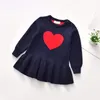 소녀의 드레스 가을 아이들 아기 소녀 니트 스웨터 Chidlern의 드레스 사랑 하트 인쇄 긴 소매 O 넥 공주 니트웨어 의상