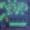 New3d Stars Glow In The Dark Wall Stickers Lysande fluorescerande väggklistermärken för barn Baby Room Bedroom Tak Heminredning Ewe5115