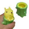 Squeeze Rubber Squirrel Cup Giocattolo per bambini Decompressione malvagia Ceppo di albero Quercia Simpatico portapenne telescopico in miniatura Regalo di gioco