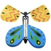 2021 Nowy magiczny motyl latający motyl Zmień z pustymi rękami Dom Butterfly Magic Props Magic Tricks2321725