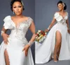 2022 Sexig Arabisk Aso Ebi Mermaid Bröllopsklänning Illusion Neck Lace Kristaller Side Split Avtagbar Tåg Ruffles Bridal Gown Vestidos de Noiva