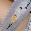 プラスサイズL-4XLスリムフィット弾性ウエストクロップドジーンズ女性夏のハイカーフレングス刺繍リッピングハーレムパンツ210506