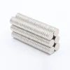 50PCS N35 Rundmagneter 8x2mm Neodymium Permanent NDFEB Stark kraftfull magnetisk mini liten magnet