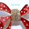 Pins, Brooches Fashion Jewelry Red Color Ribbon Rhinestone For Women Elegant Enameled Pin Lady Christmas Gift Holiday Dress Decoration