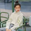 Ankomst Höst Korea Mode Kvinnor Långärmad T-shirts Spliced ​​Design Loose White Blouse 100% Bomull Blusas Kvinna Tops D515 210512