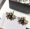 Orecchini a forma di ape di design per le donne Orecchini di gioielli per orecchini animali con perle di rame vintage di alta qualità Dropship3388884