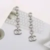 Doux plaqué or Sier marque Designers lettres Stud géométrique célèbre femmes cristal strass perle longue boucle d'oreille fête de mariage