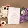 Grußkarten 50pcs / Pack Laser Cut Hochzeitseinladungskarte geschnitzte Braut Muster Perle Papier aushöhlen Taufparty