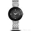 Kvinnor Diamond Gold Crown Watch Lyxig Mode Quartz Kläder Klockor Ladies Klänning Rhinestone Cut Surface Armbandsur