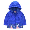 Baby tjejer sommar höst blomma windbreaker jacka toddler barn kanin ytterkläder vindtäta övergripande barn hoodied coat 211204