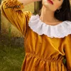 Vintage Lace Square Neck Corduroy T-shirt Spring High Waist Drawstring Ruffled Shirt Kvinnor Hollow Out Chic Tops Fashion 210414