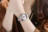 고급스러운 브랜드 패션 쿼츠 다이브 시계 핑크 여성 다이빙 숙녀 거짓 세라믹 스트랩 시계 방수 고품질 스포츠 손목 시계