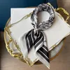 2021 Шелковый шарф женщин 5353 см маленькие квадратные шарфы повседневный элегантный бутик w