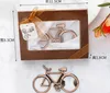 Ouvre-bouteille de vélo cadeaux pour les faveurs de fête de mariage hipsters vélo artisanat décor dans une boîte cadeau Vintage métal marron