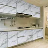 Kök självhäftande vattentät och oljebeständig imitation marmor klistermärke tapet sovrum dekoration tapet tegelmönster 210615