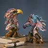 Nouveauté Articles Aigle Cheval Lion Sculpture Ornement Couleur Peinture À L'huile Résine Statue Pour Intérieur Décor À La Maison Modèle Creative Salon Artisanat